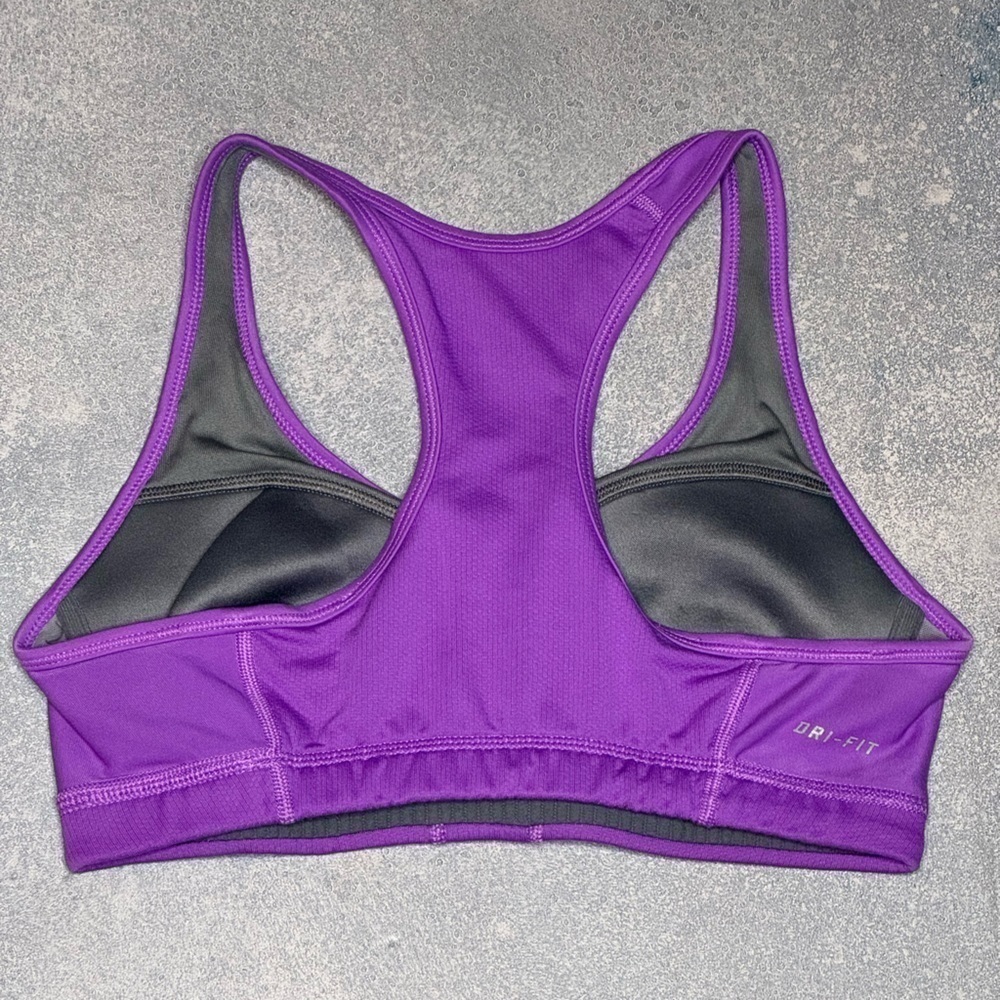 Nike Sports Bra - Size Small - Picture 2 of 5